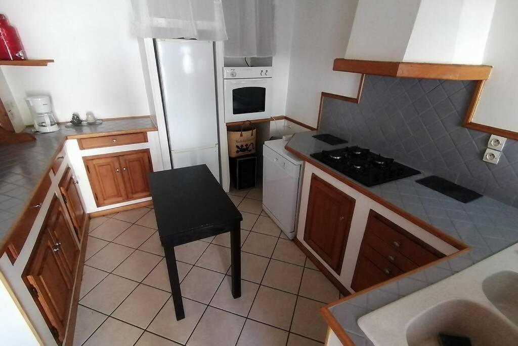 Maison Chaleureuse Et De Detente Avec Piscine Et Spa Chassemy Bagian luar foto